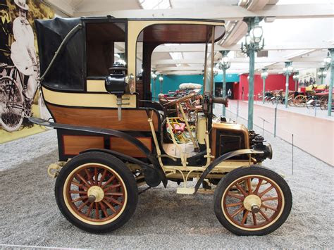 panhard levassor.